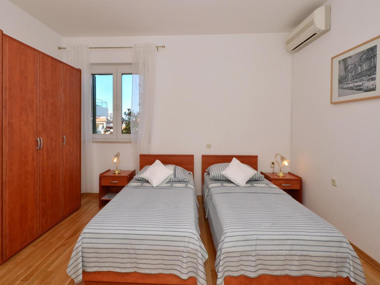 Apartments Nera Podstrana Zewnętrze zdjęcie